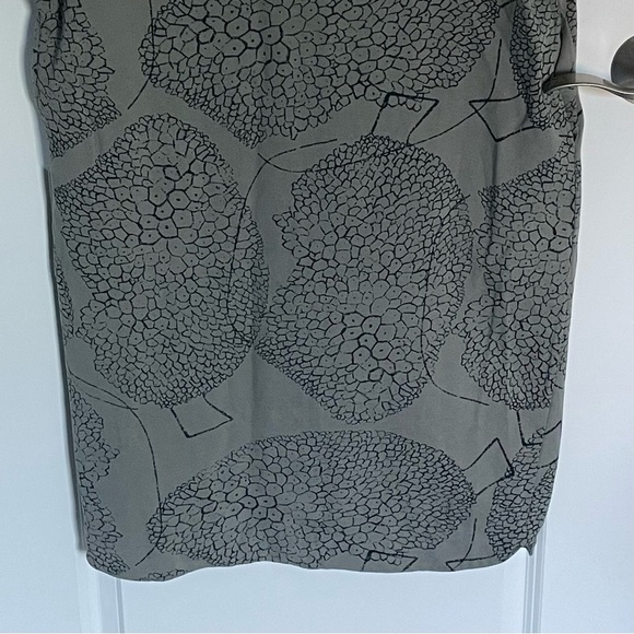 No Nasties Light Gray Goenchi Loopknit Midi Dress Size Large - 47457 - Picture 5 of 13